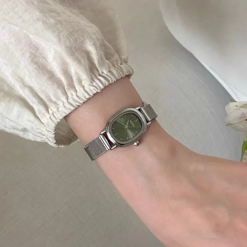 Luxury Watch Straps - Small Oval Dial Green Watch Simple