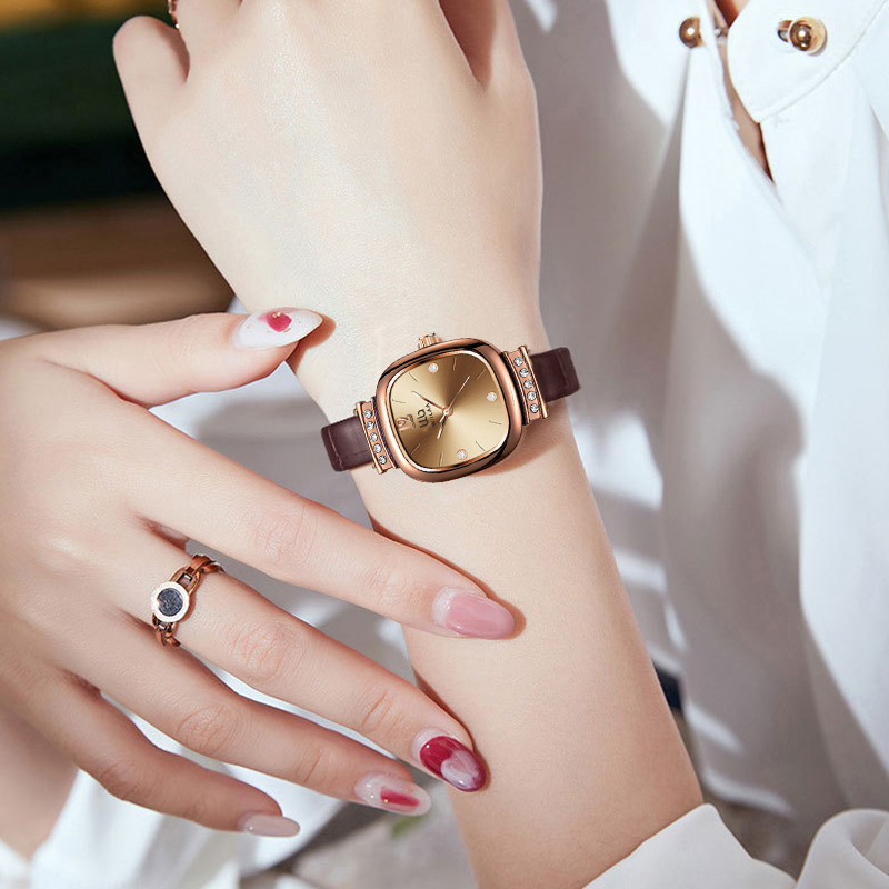 Women's Rose Gold Square Watch - Luxury Watch Vintage recension och pris