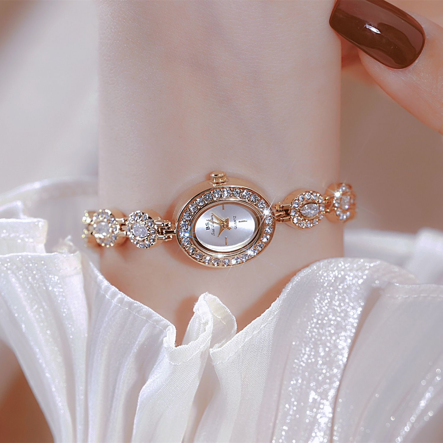 UTHAI New Women Chain Watch Li - Luxury Watch Vintage recension och pris